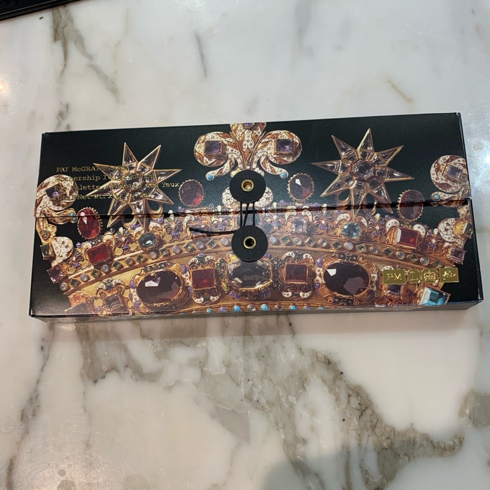 Authentic swatched Pat McGrath Mothership IV
